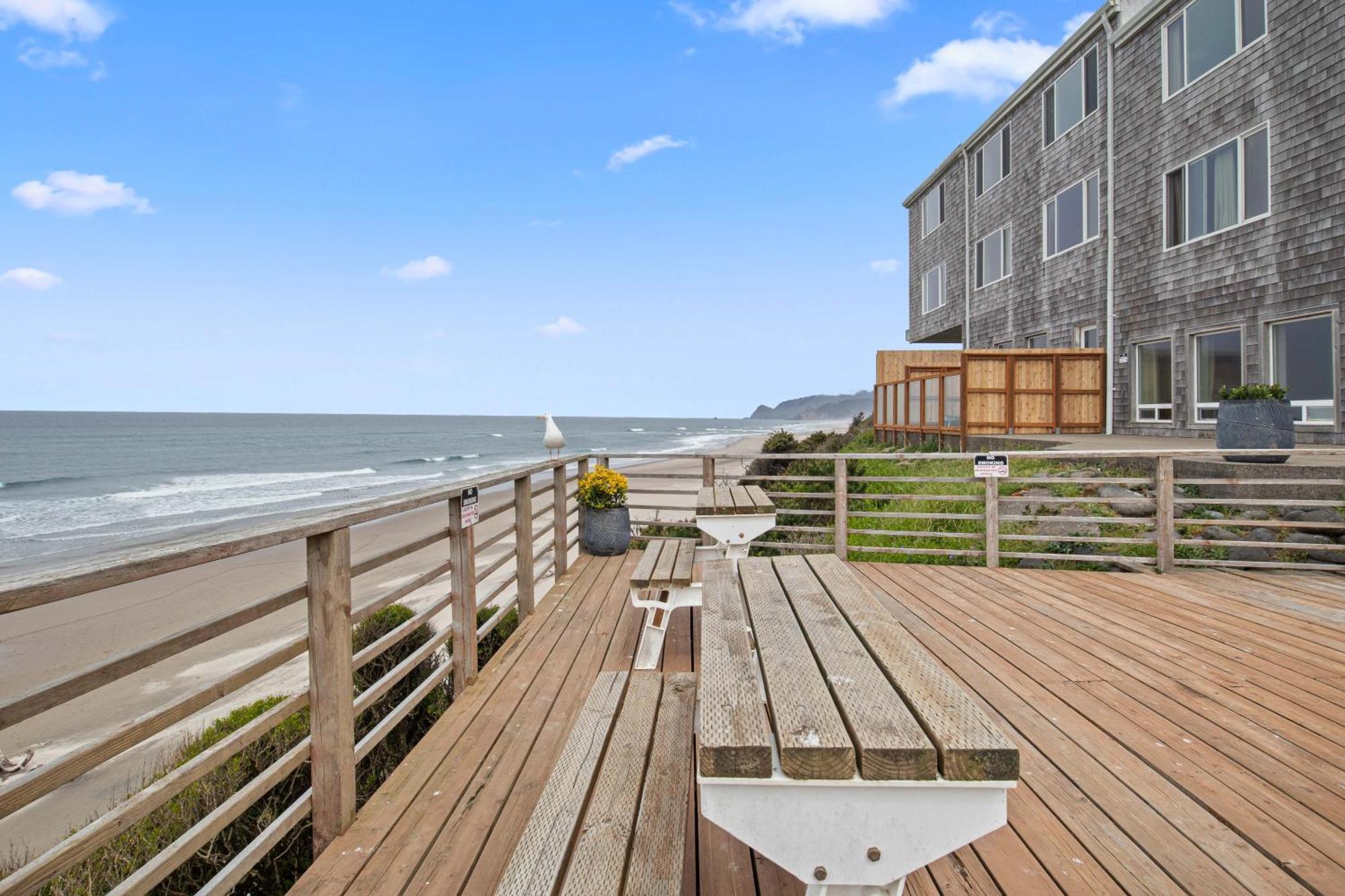 Seagull Beachfront Inn Lincoln City Exterior photo