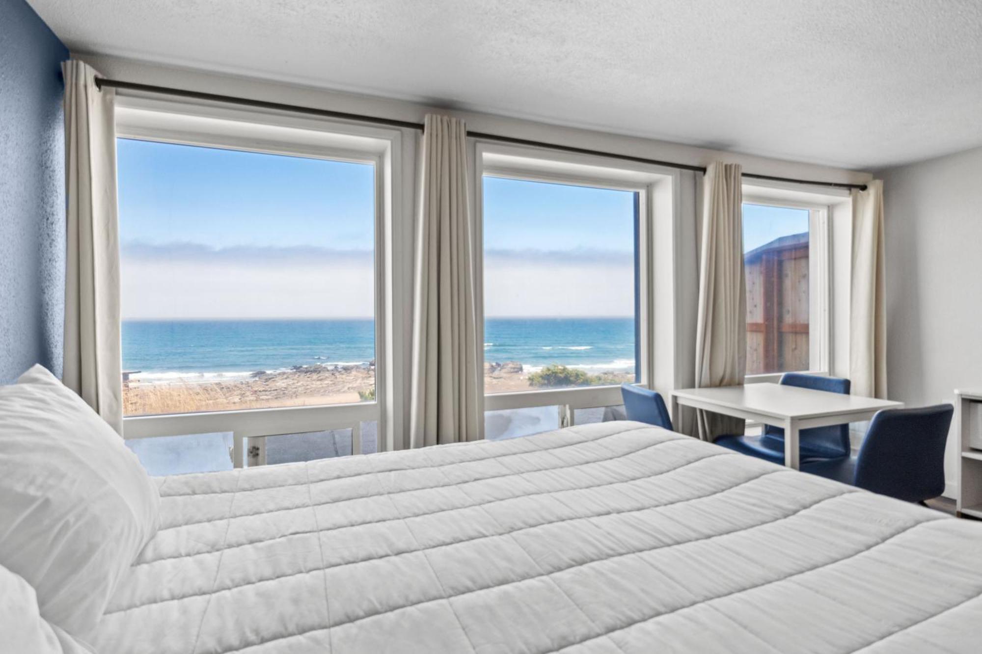 Seagull Beachfront Inn Lincoln City Exterior photo